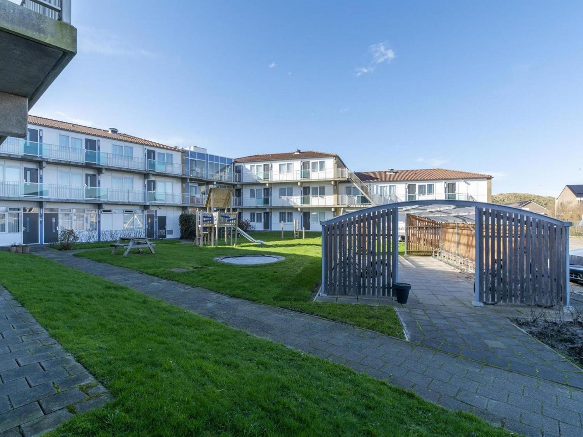 Cozy Apartment With Balcony Callantsoog Exterior photo